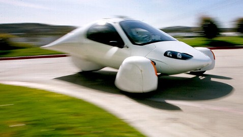 gty aptera dm 111208 wblog Aptera Employees Destroy Futuristic Vehicles