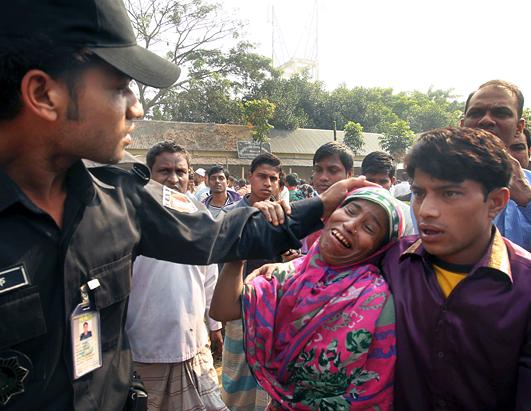 Fire Kills At Least In Bangladesh Factory Picture Bangladesh