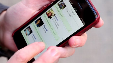 abc dating mi 130214 wblog Tinder, Locals and Other Apps Give Online Dating a Makeover