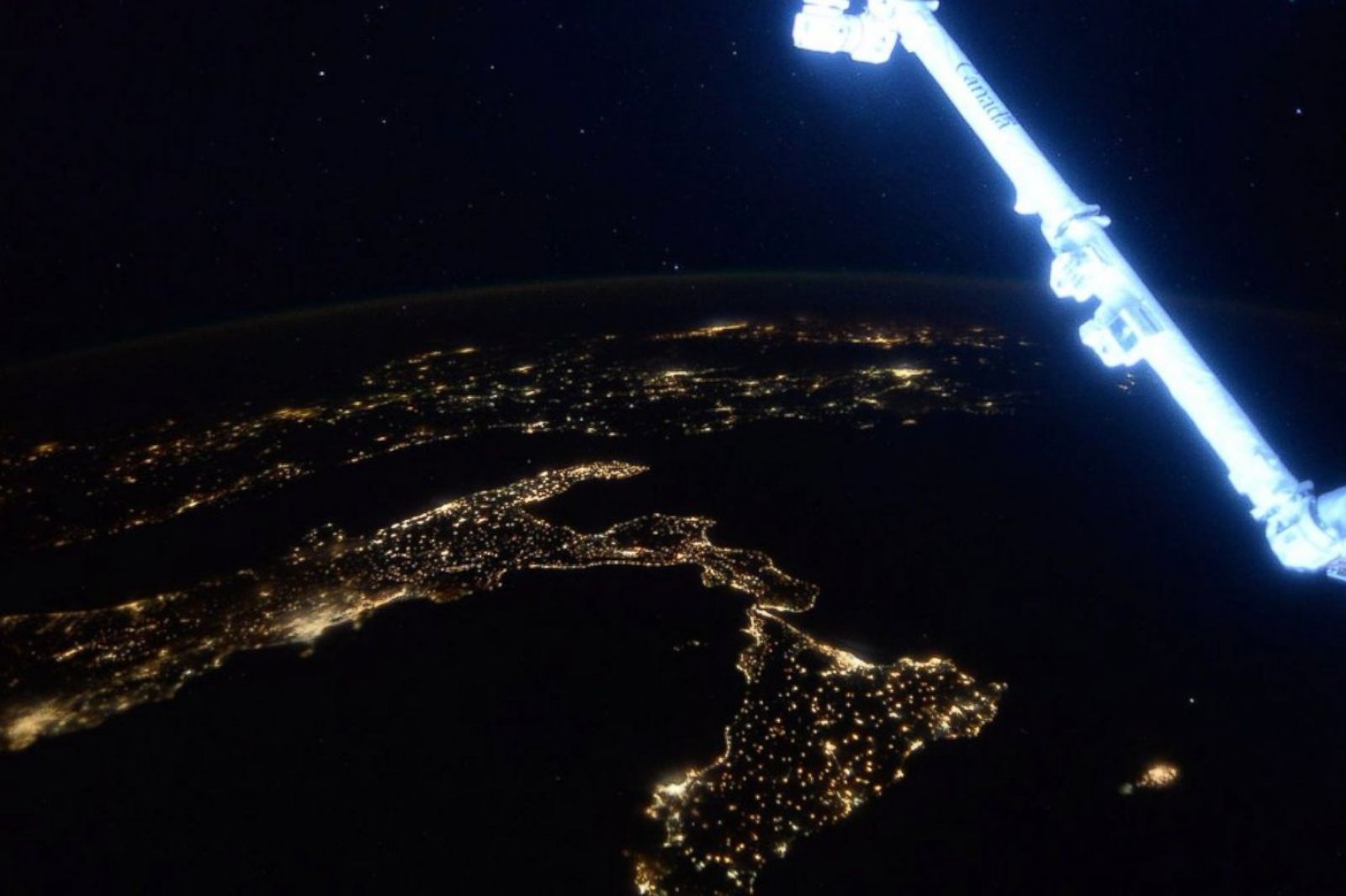 Италия из космоса