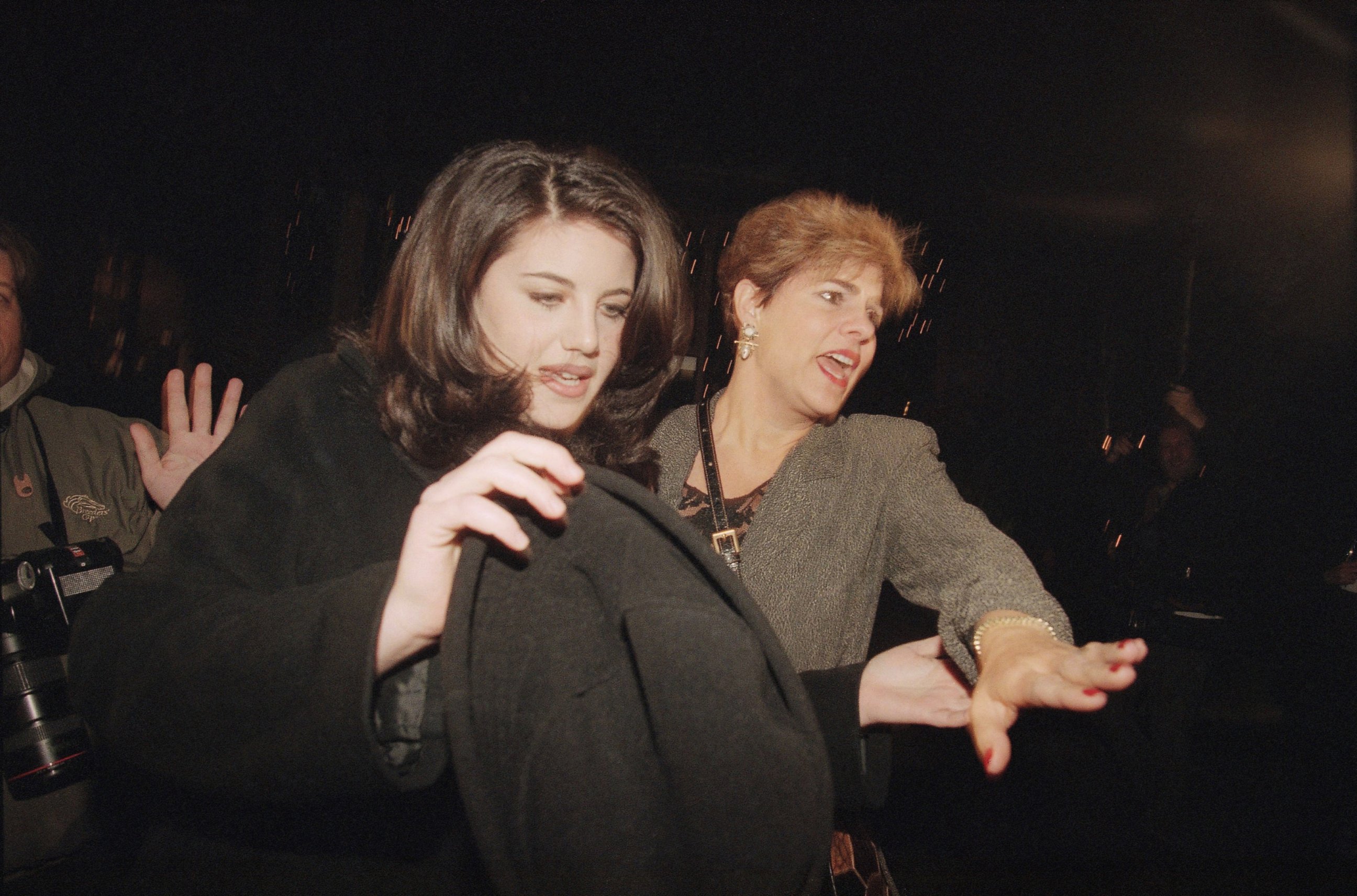 Remembering The Monica Lewinsky Scandal In Pictures Photos Image Abc News