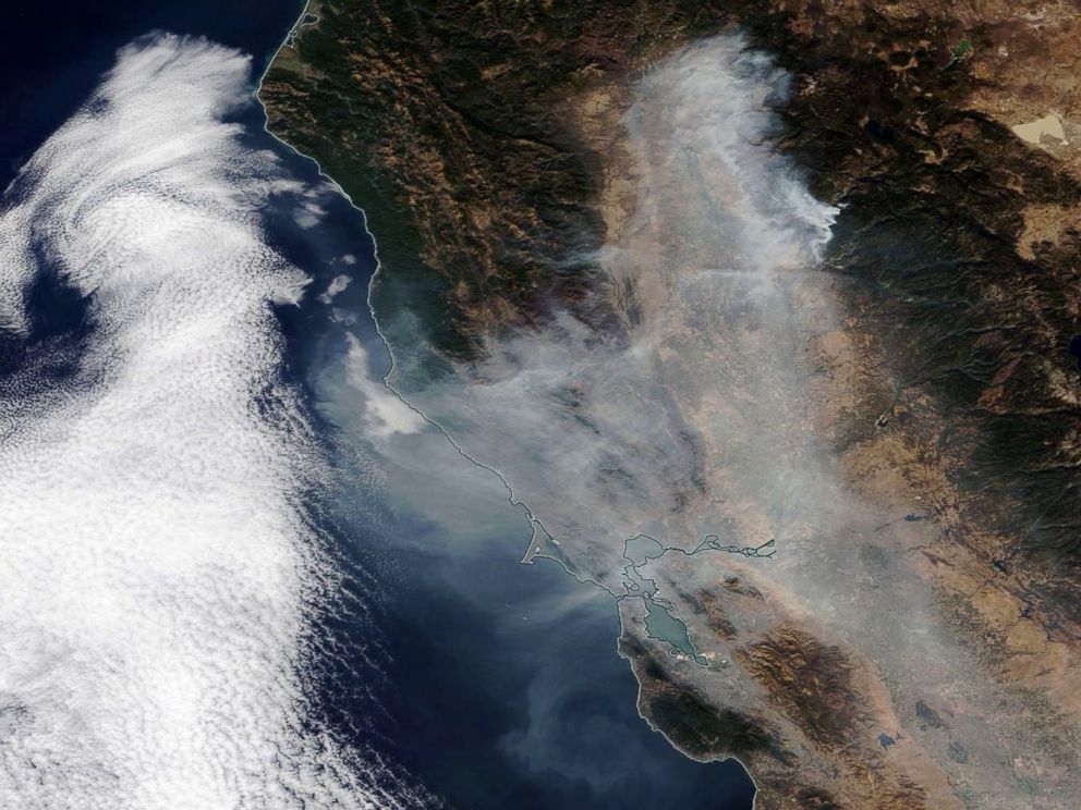 PHOTO: Smoke from the Camp Fire spreading over Northern California towards the Pacific Ocean, Nov. 16, 2018.