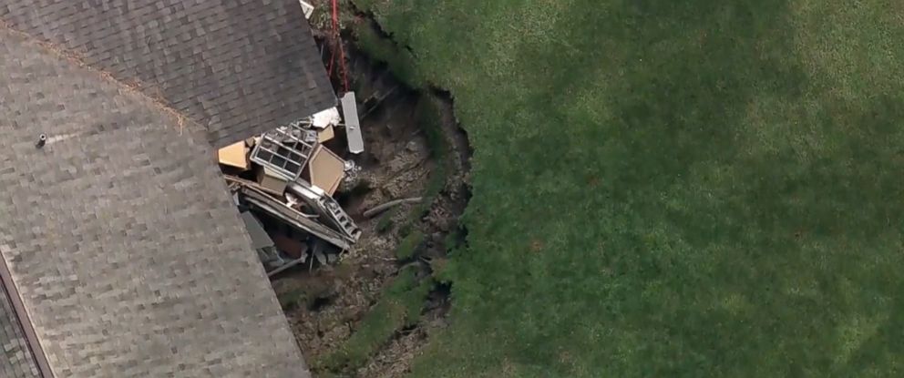 Sinkhole Swallows Part Of Florida Home ABC News