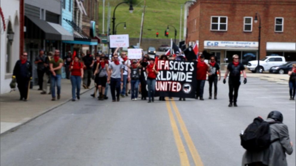 Video White Nationalists, Counterprotesters Prepare For Kentucky Rally ...