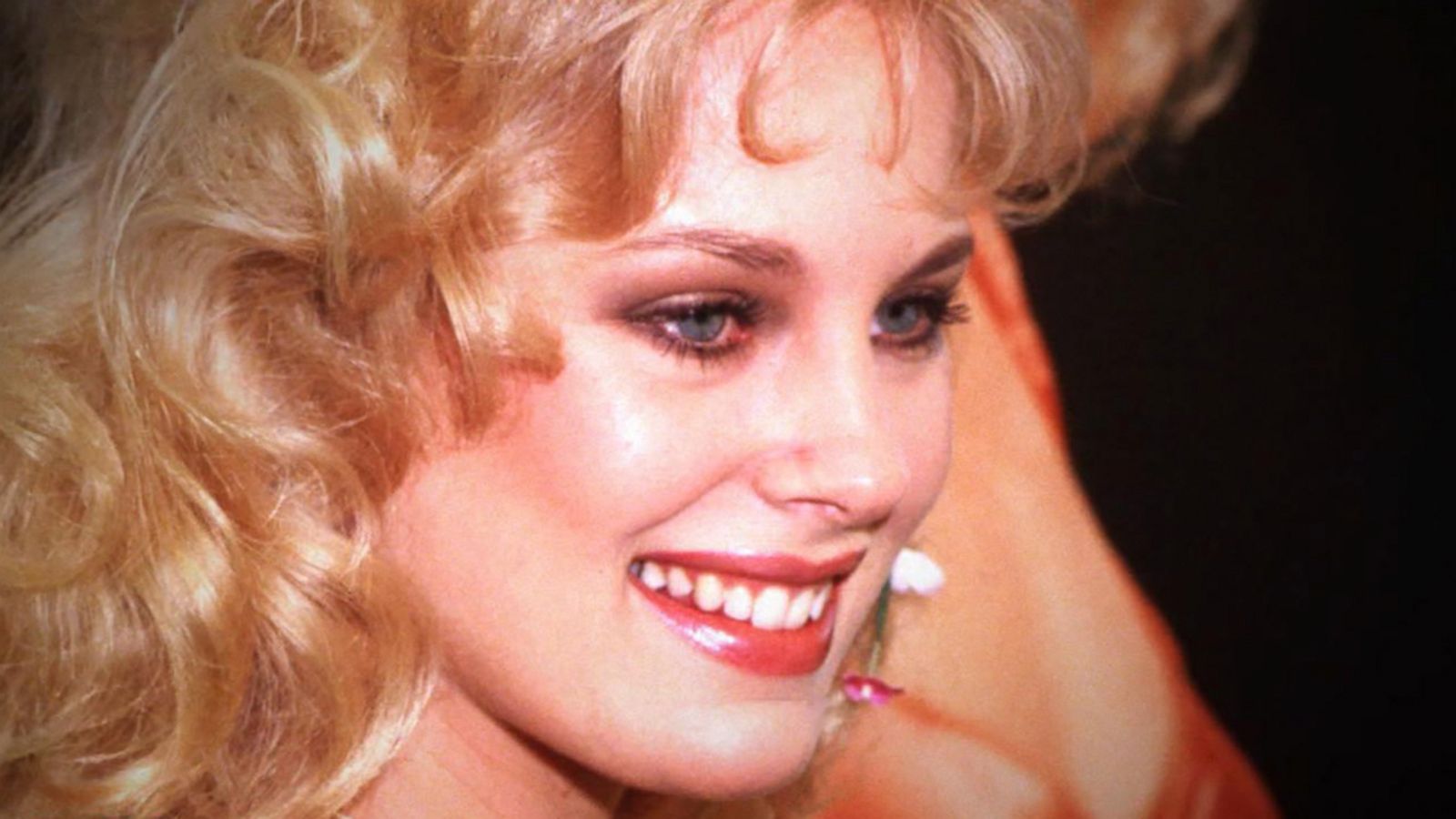 Dorothy Stratten catches local pimp and promoter’s eye: Part 1