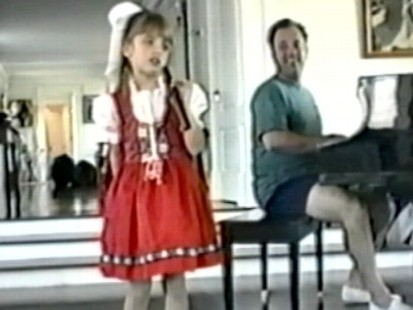 VIDEO: Alexa Ray performs with Billy Joel as accompanist, Christie Brinkley as audience.
