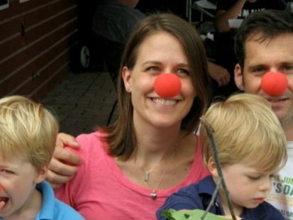 VIDEO: The ever-changing "American family" has researchers crafting a new definition.