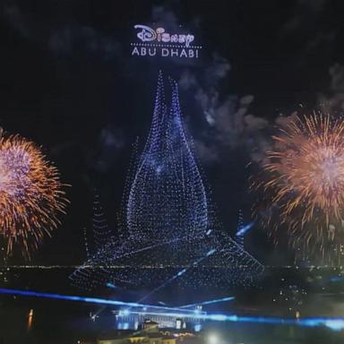 VIDEO: 7,000 drones celebrate Disney’s new theme park