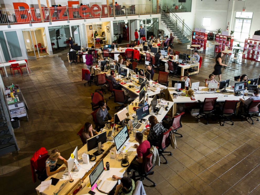 PHOTO: The newsroom of the Los Angeles headquarters of the website Buzzfeed.com, photographed Oct. 7, 2013.