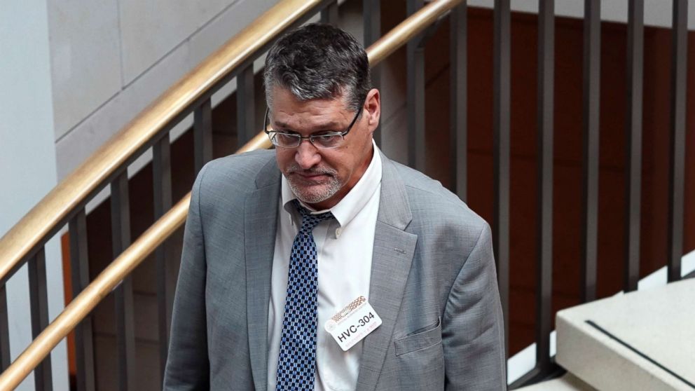 PHOTO: Glenn R. Simpson, co-founder of the research firm Fusion GPS, arrives for a scheduled appearance before a closed House Intelligence Committee hearing on Capitol Hill, Nov. 14, 2017.