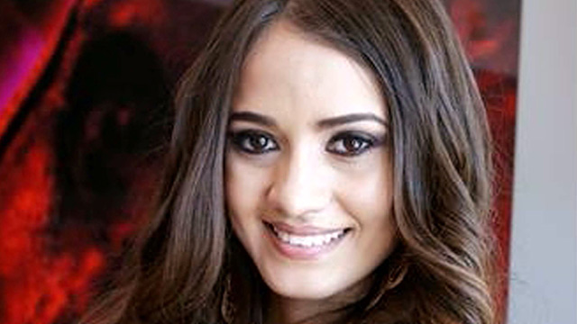 Beauty queen video 9