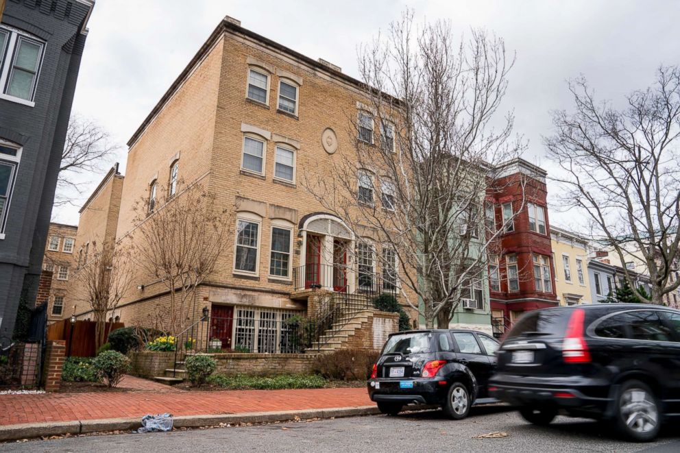 PHOTO: The Capitol Hill condo building where Environmental Protection Agency Administrator Scott Pruitt has stayed in Washington, March 30, 2018. 