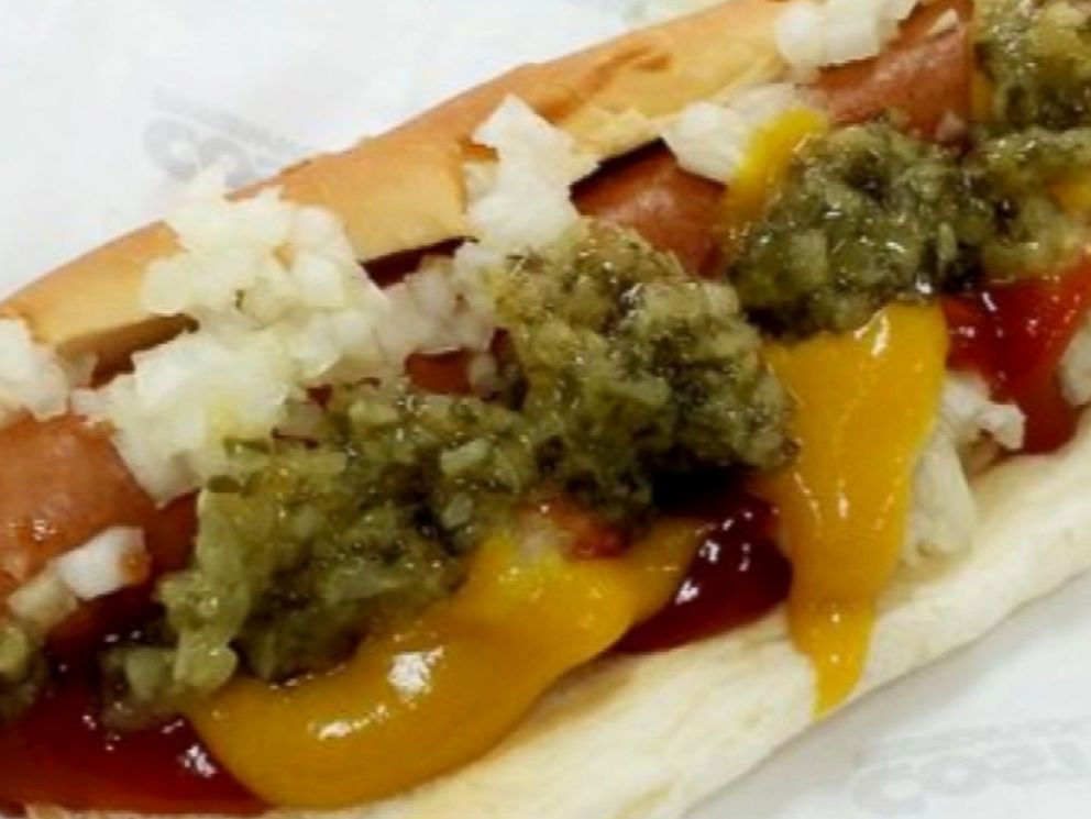 Burger King's fast-food realm to offer hot dogs