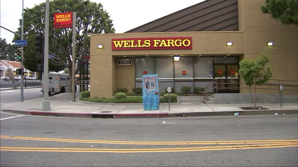 Wells Fargo CEO Forgoes 41M Compensation Amid Accounts Scandal ABC News   160928 Atm Wells Fargo 16x9 992 