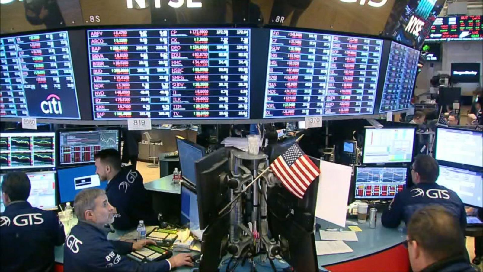 Stocks Take Another Tumble, Dow Dives More Than 1,000 Points - Good ...