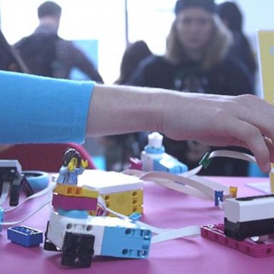 VIDEO: LEGO teaches kids how to code 