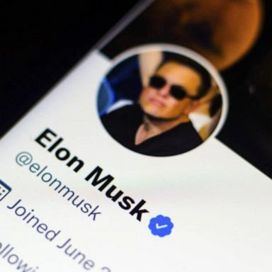 VIDEO: Elon Musk reaches deal to buy Twitter