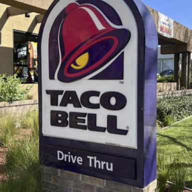 VIDEO: BUSINESS HEADLINES: The fast-food world is feuding over 'Taco Tuesday' 