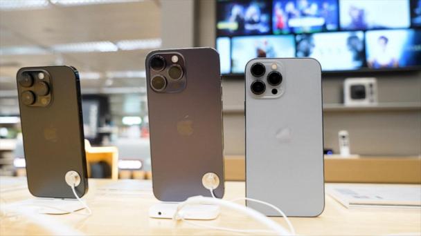 Tech expert unpacks Trump’s threat to add a 25% tariff to the iPhone 