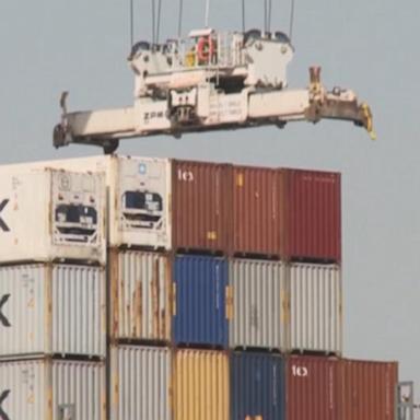 VIDEO: Appeals court delays ruling that blocked Trump's tariffs