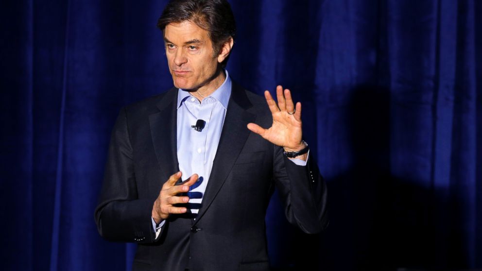 Dr. Mehmet Oz speaks during a safety clinic hosted by the NFL and the Chicago Bears for mothers of youth football players, in Lake Forest, Ill., Oct. 29, 2013.