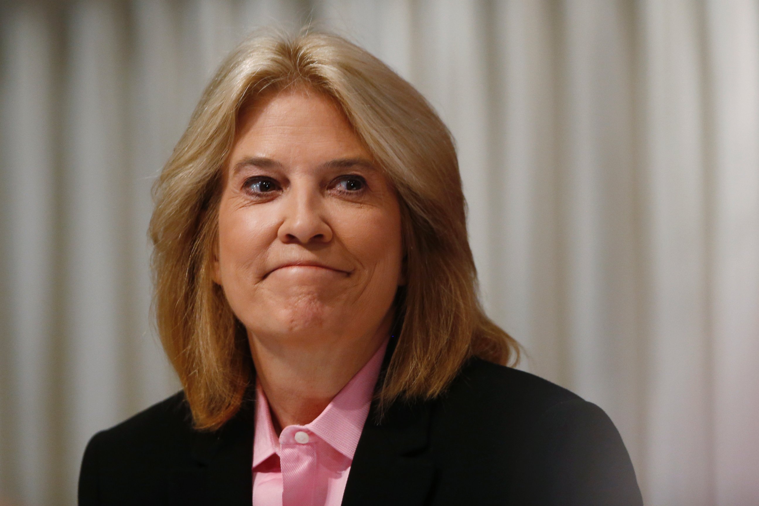 PHOTO: In a June 19, 2013 file photo, Greta Van Susteren of FOX News Channel listens as Gary Pruitt, President and Chief Executive Officer of the Associated Press, speaks at the National Press Club (NPC) in Washington. 