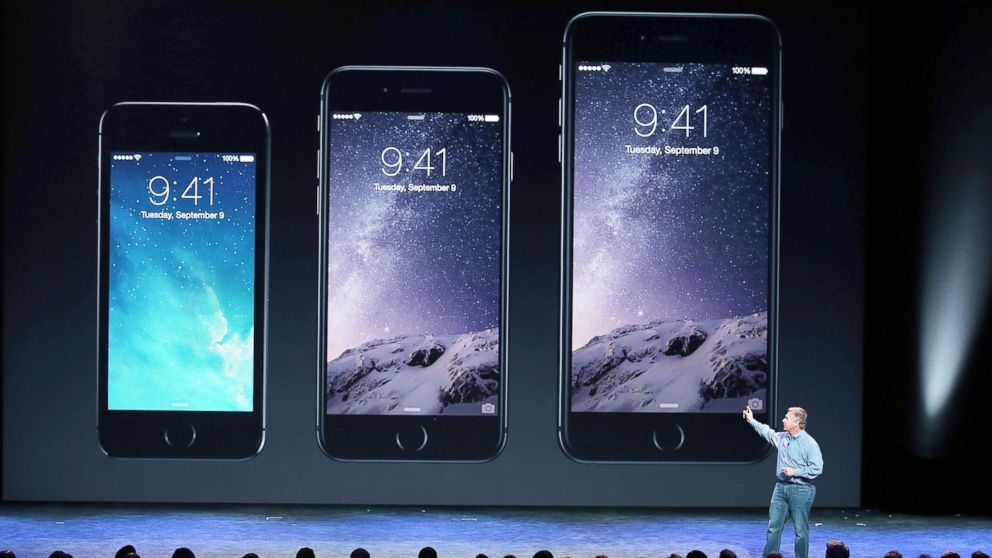 PHOTO: Apple Senior Vice President of Worldwide Marketing Phil Schiller announces the new iPhone 6 during an Apple special event at the Flint Center for the Performing Arts, Sept. 9, 2014, in Cupertino, Calif.