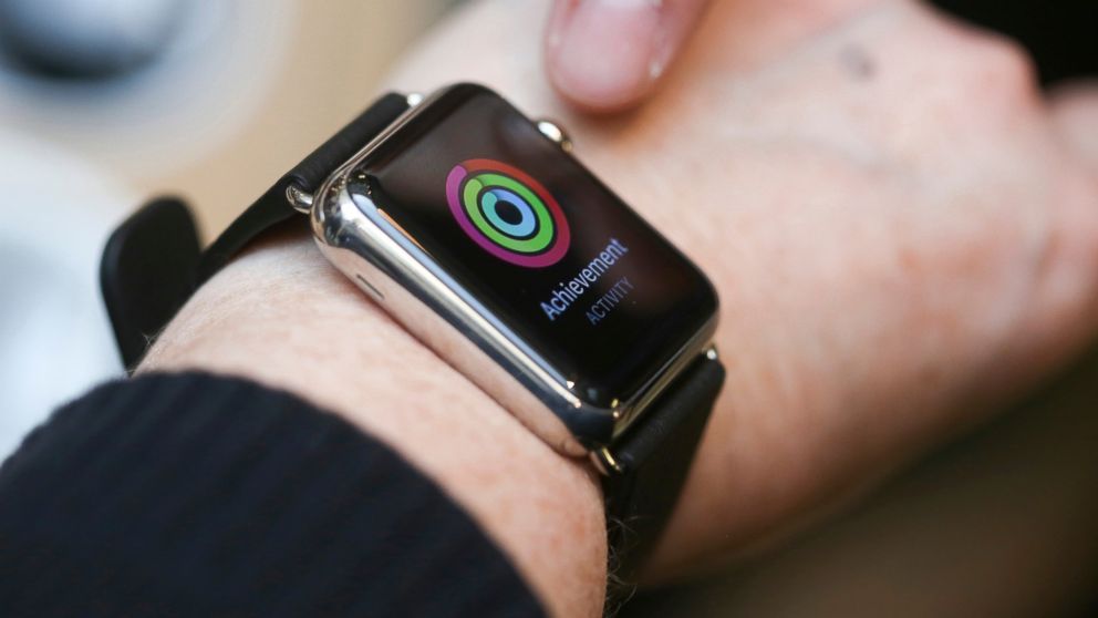 A customer looks at the activity app on an Apple Watch smartwatch during a preview event at Apple Inc.'s Covent Garden store in London, U.K. on April 10, 2015. 