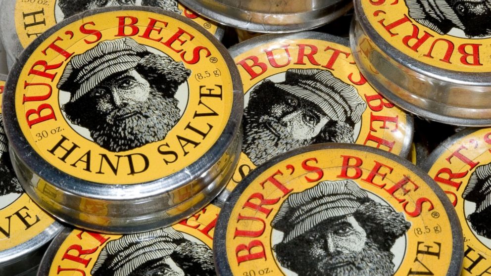Trek gebruik koelkast The Unlikely Story of How Burt's Bees Founder Started Company with a  Hitchhiker - ABC News
