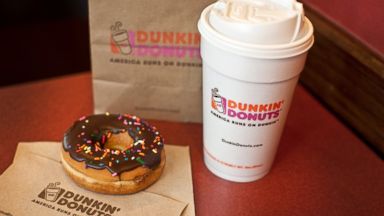 Dozens line up for Dunkin’ Donuts campaign that accidentally offered free coffee for white people