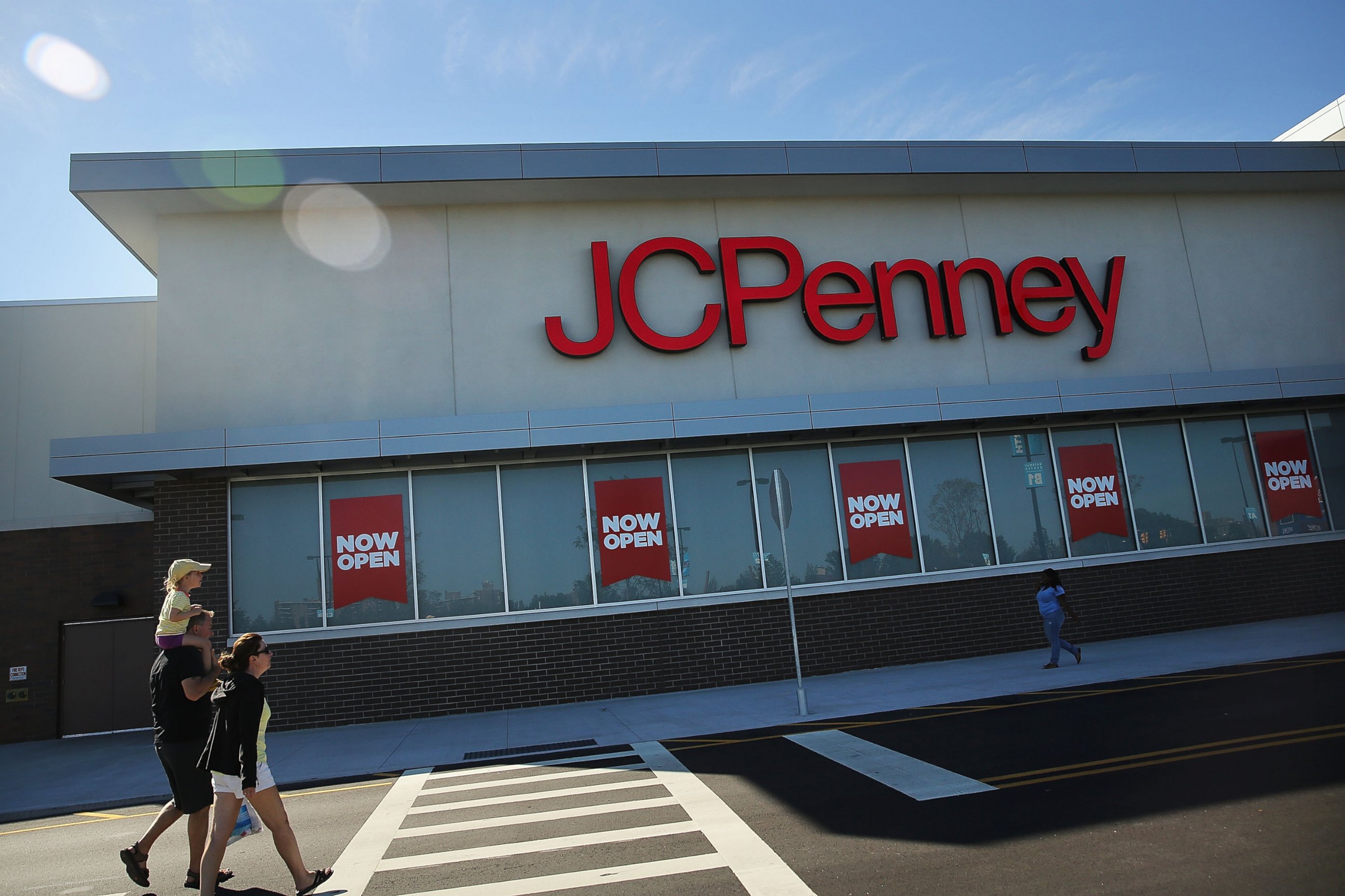 PHOTO: A newly opened JCPenney store is viewed at the Gateway Center Mall in Brooklyn, N.Y. on Aug. 29, 2014.