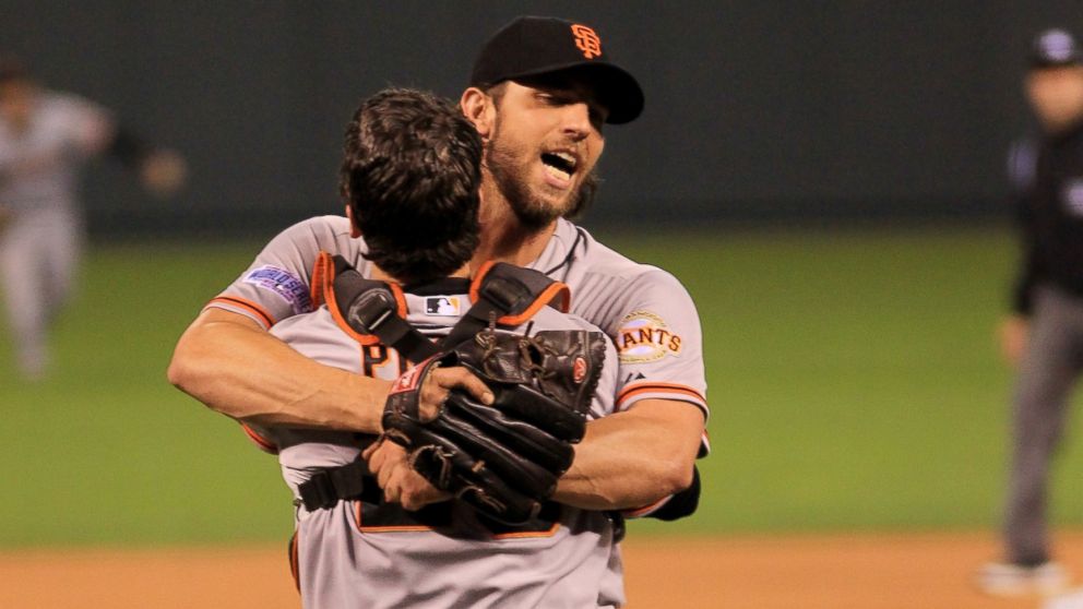 Giants love watching Madison Bumgarner flex his muscles at the plate