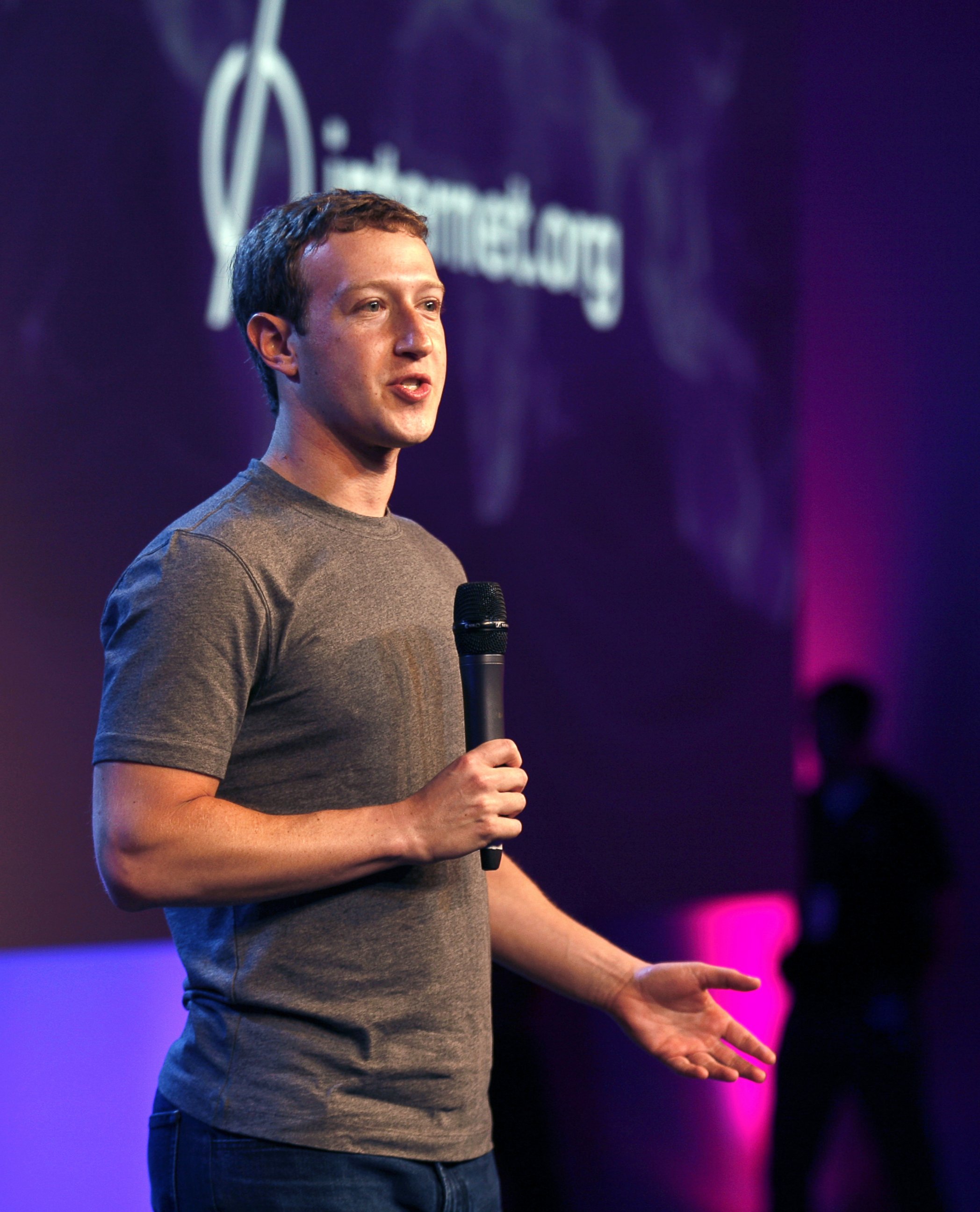 PHOTO: Mark Zuckerberg gestures as he announces the Internet.org Innovation Challenge in India, Oct. 9, 2014, in New Delhi.