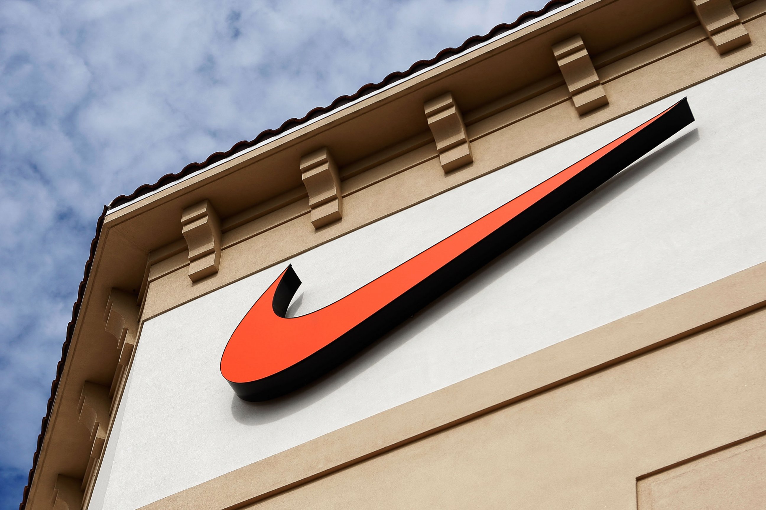 PHOTO: The  "Swoosh" logo is seen on a Nike factory store in Orlando, Fla., Dec. 12, 2009. 