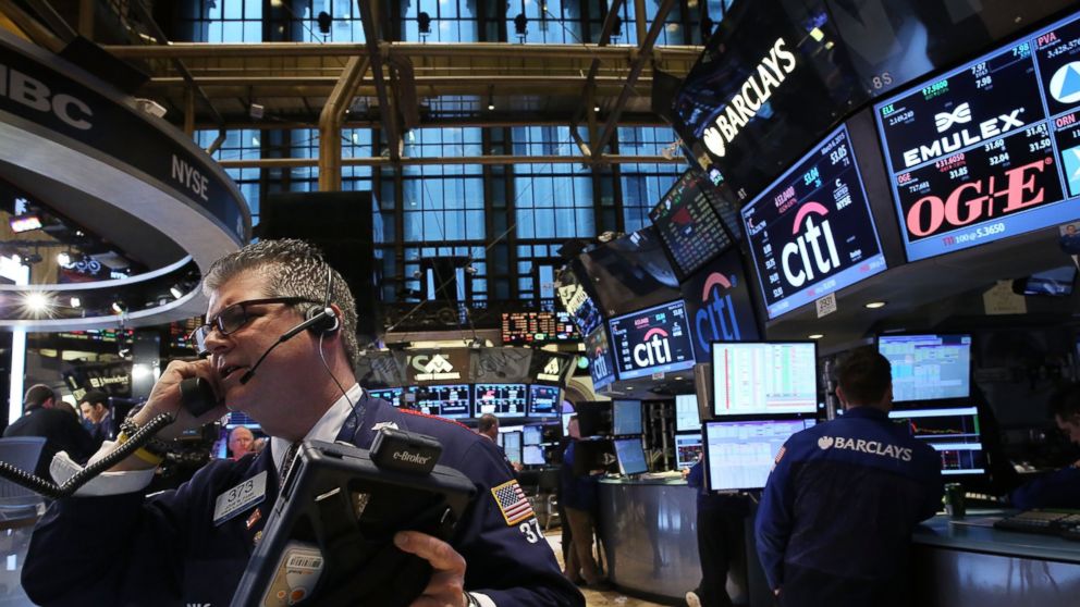 Traders work on the floor of the New York Stock Exchange on March 6, 2015 in New York City. 