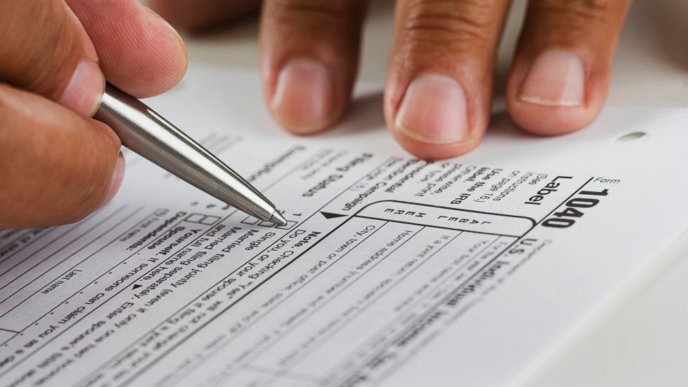 PHOTO: If you want to have a tough tax season, just make one of these five serious tax errors.

