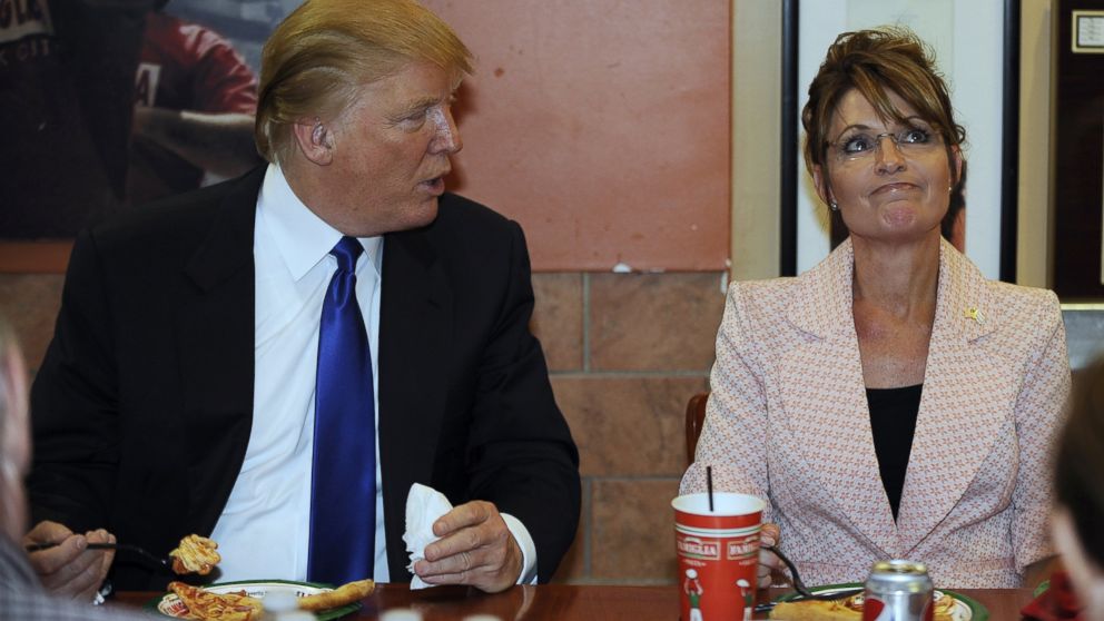 Sarah Palin and Donald Trump sat down for pizza at a Famiglia pizza on Broadway, May 31, 2011, in New York City.