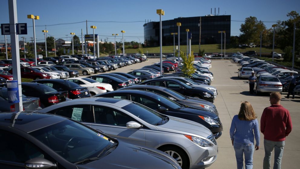 Customers shop for used vehicles at a CarMax Inc. dealership in Lexington, Kentucky, in this undated file photo. 