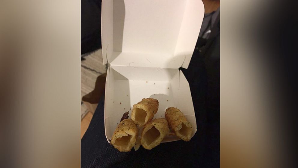 EvanFar_ posted this photo to Twitter on Jan. 14, 2016 with the caption: "Yoo McDonalds really just gave me 4 mozzarella sticks with no cheese in any of them."