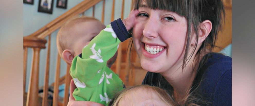 how much should you pay your babysitter abc news your babysitter