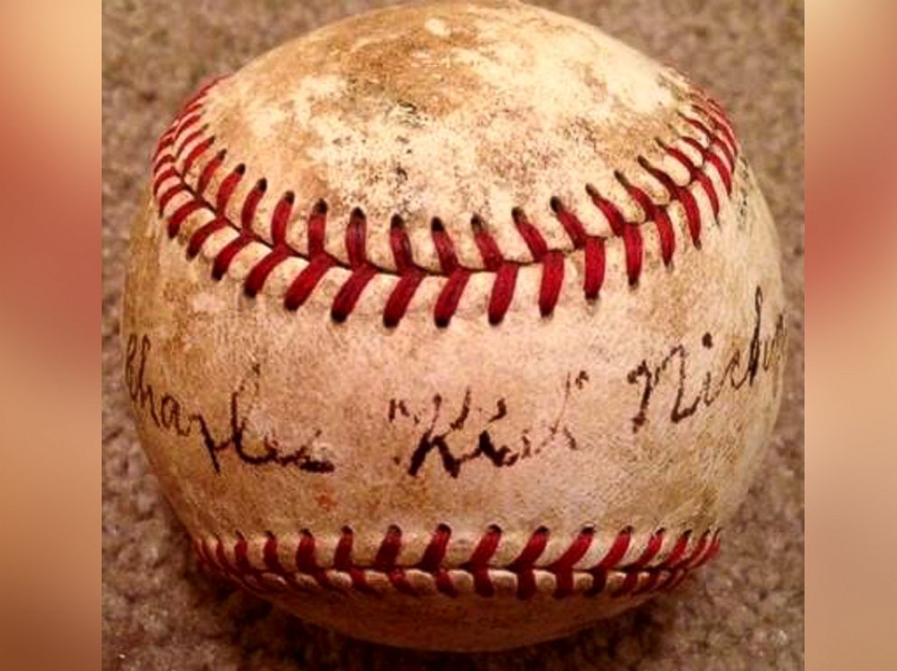 PHOTO: Charles Kid Nichols Single Signed Auto Baseball Ball - PSA/DNA Certified - Autographed Baseballs.