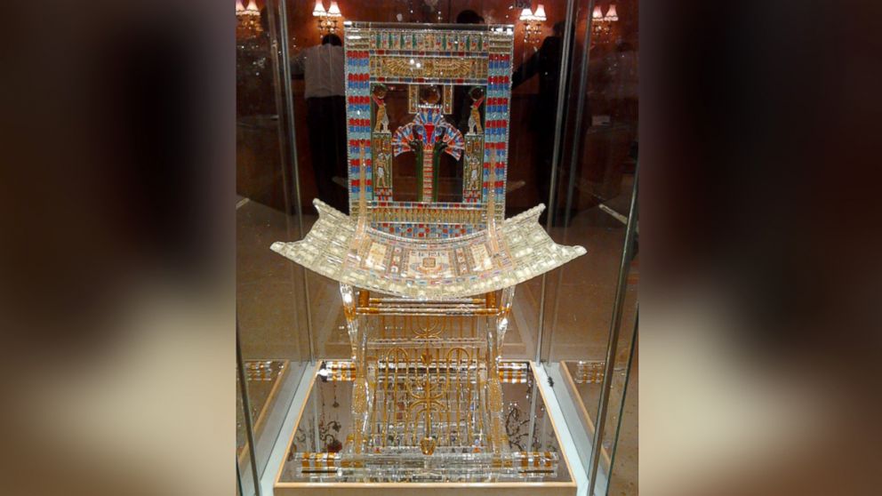 PHOTO: Asfour Crystal Tut Anhk Amon Chair