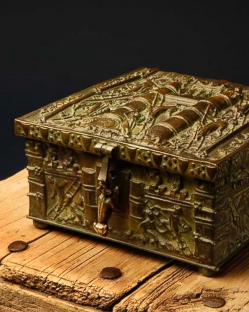 New Mexico Millionaire Lures Treasure Hunters With Hidden Chest Abc News