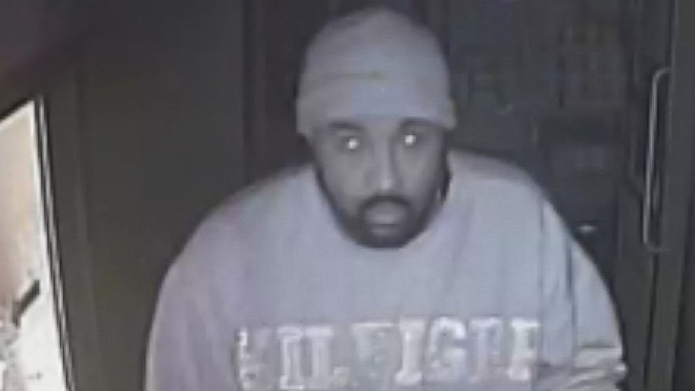 PHOTO: Jacksonville Sheriff's Office posted this photo of a suspect sought for burglary to their Facebook, Jan. 27, 2015. 
