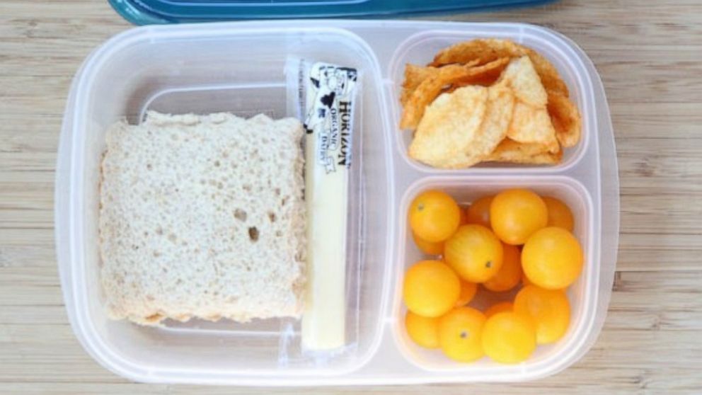 Feeding your kids can get pretty pricey, especially when they insist on the cool lunches other kids have. Here's how to keep up with the Joneses without breaking the bank.