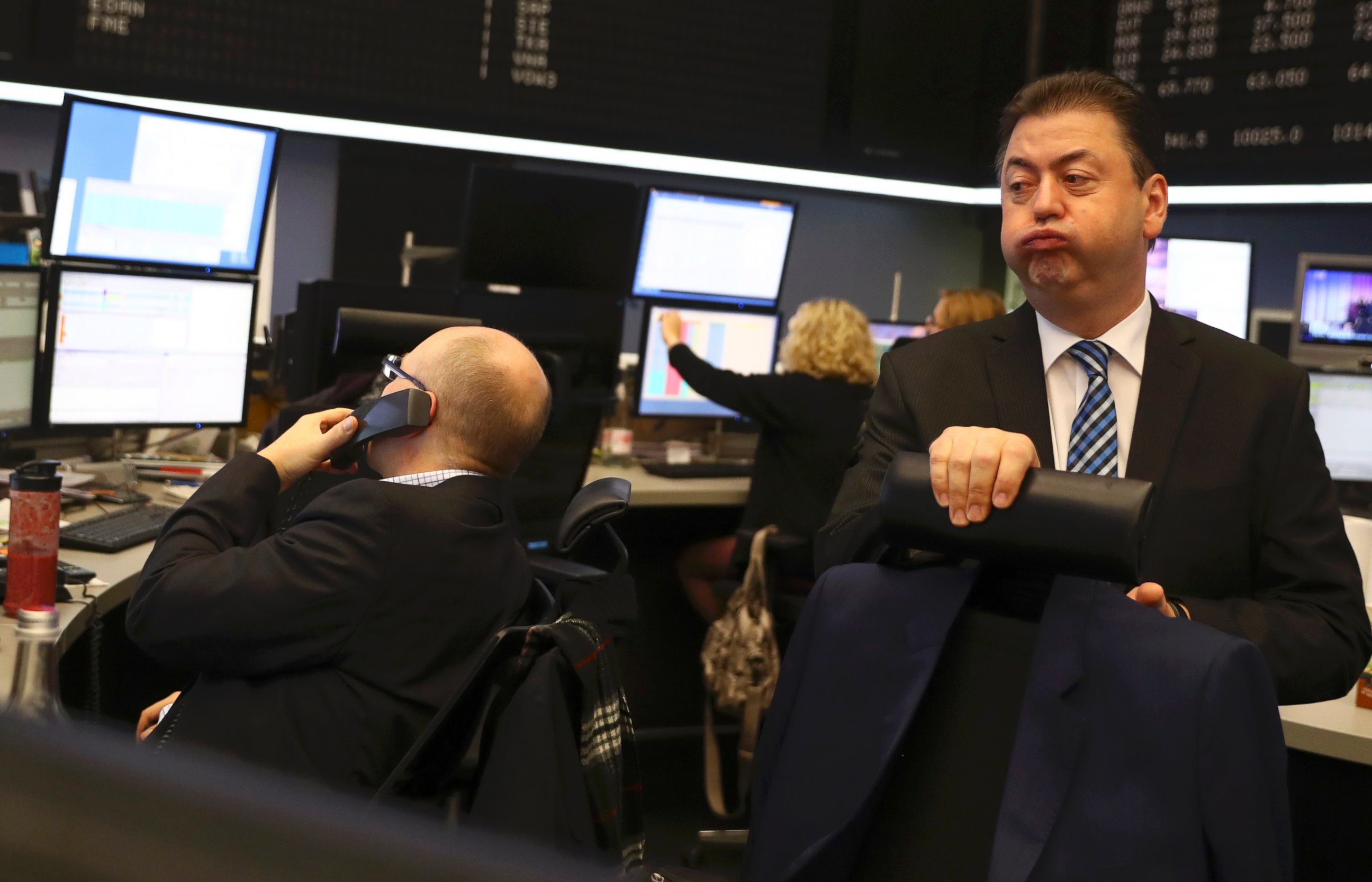 PHOTO: A trader at the Frankfurt stock exchange reacts in Frankfurt, Germany, Nov. 9, 2016. 