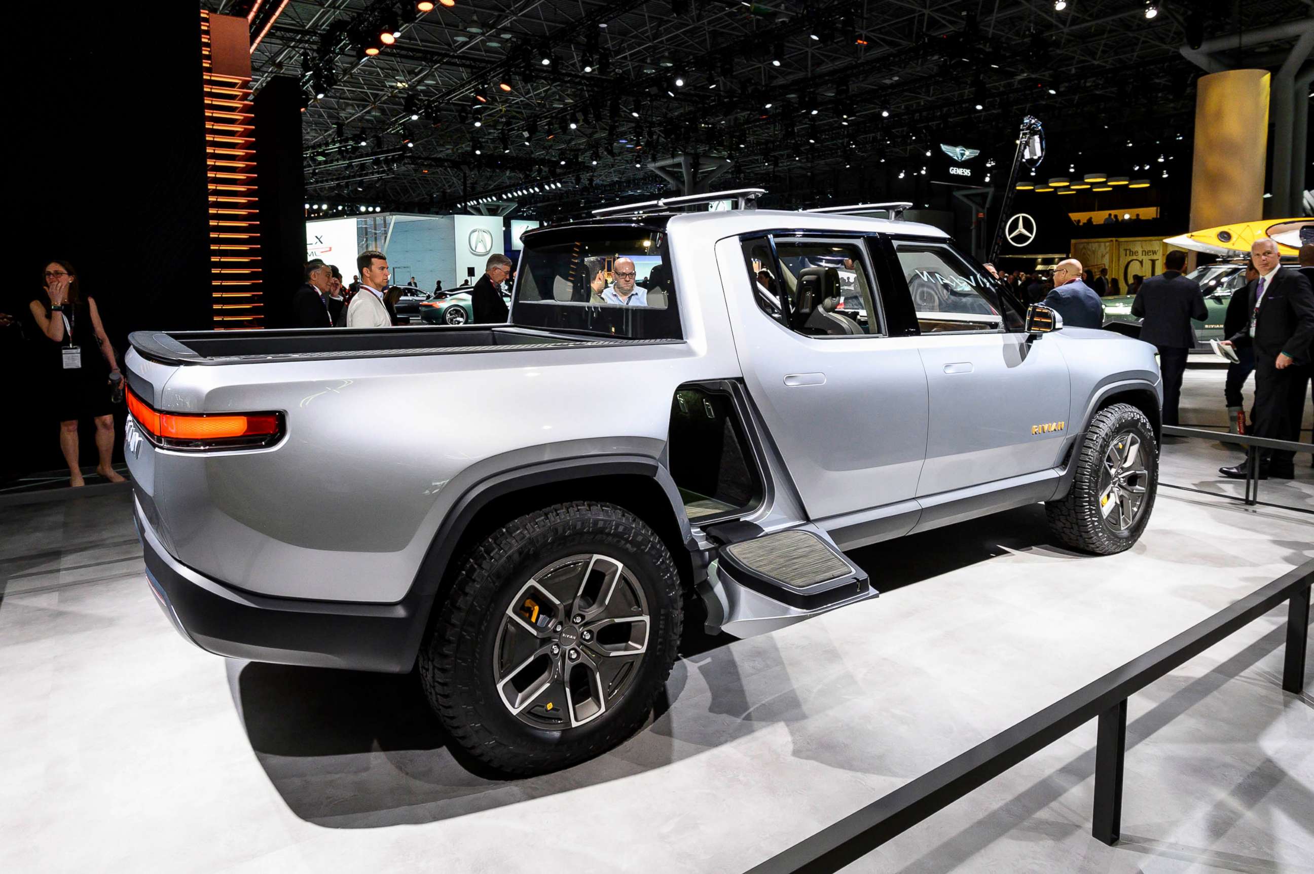 PHOTO: Rivian R1T seen at the New York International Auto Show at the Jacob K. Javits Convention Center in N.Y., April 17, 2019.