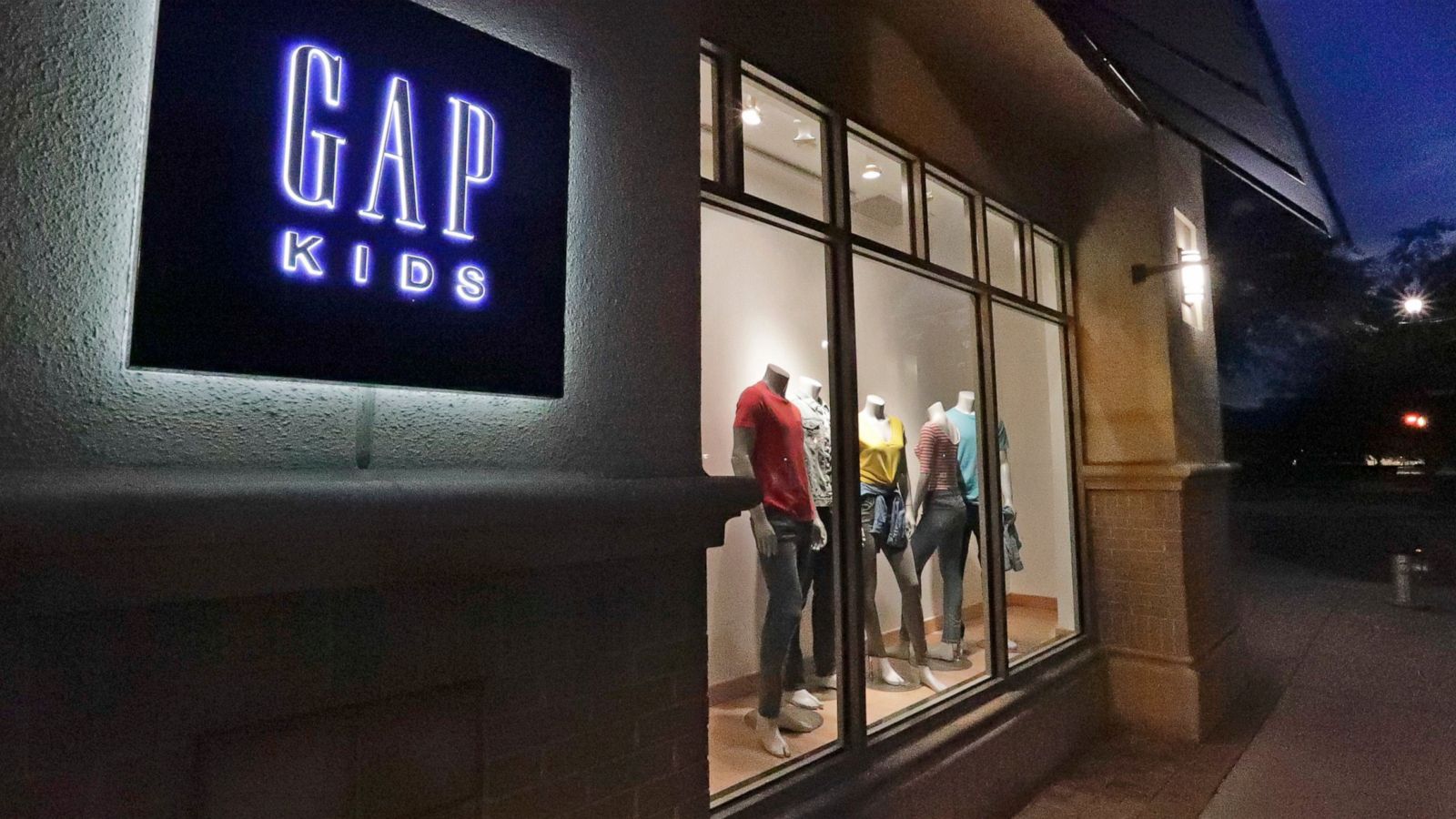 gap at dadeland mall