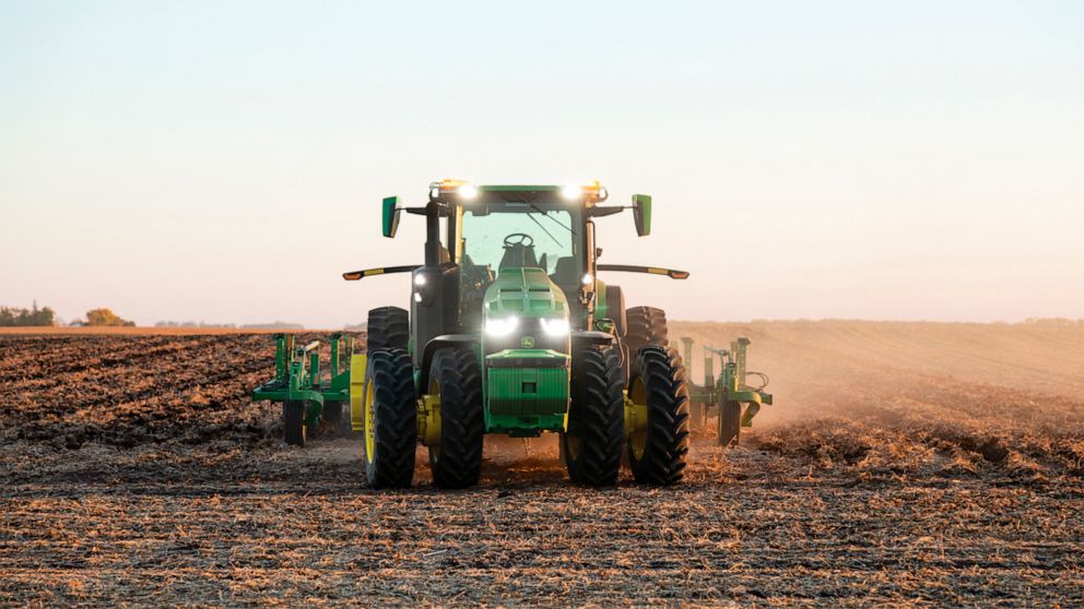  Tired of waiting for driverless vehicles? Head to a farm