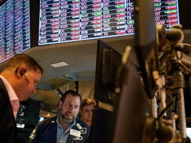 Slumping technology stocks pull Wall Street lower thumbnail